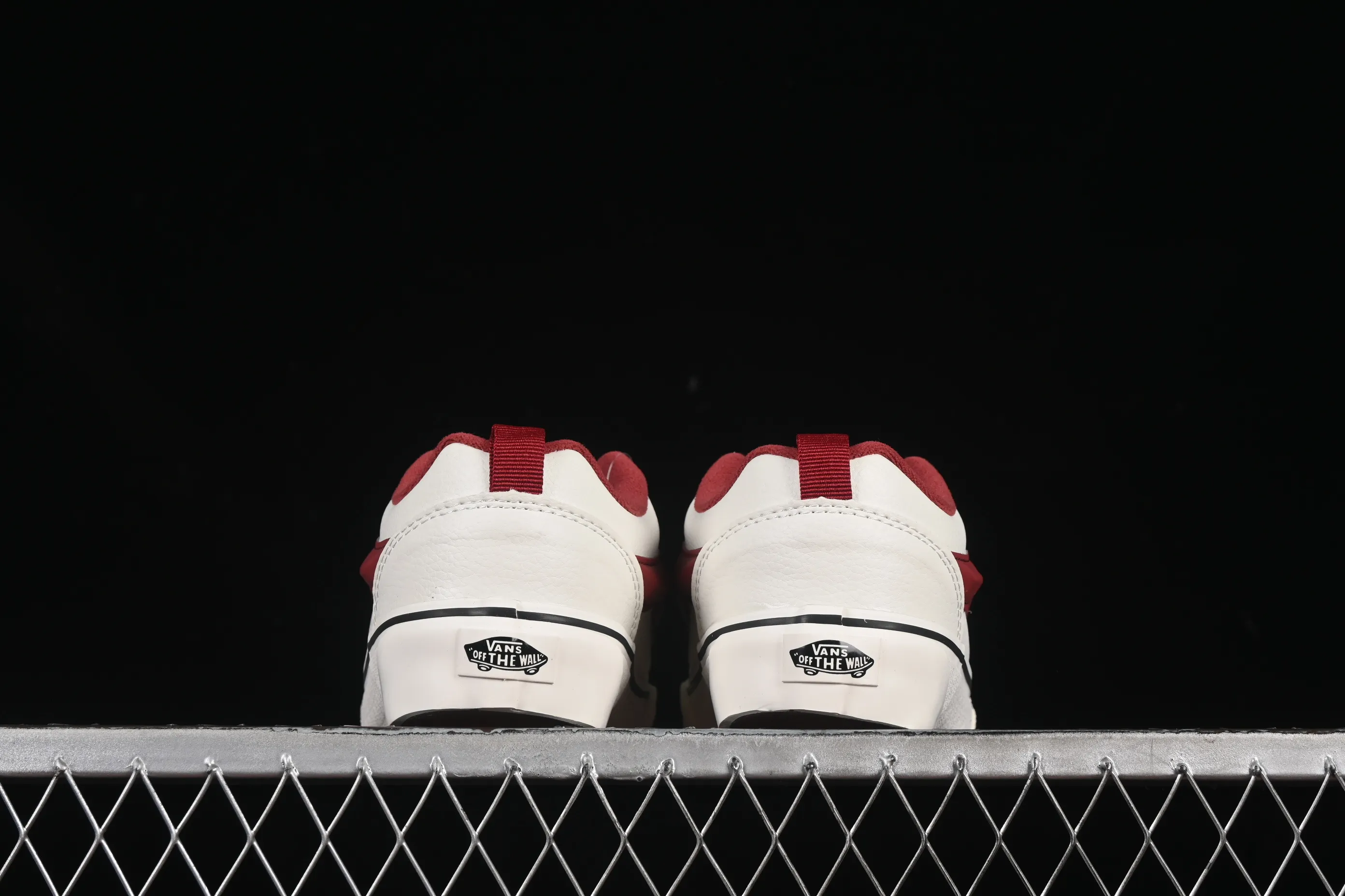 All categories Vans Vans series Vans Low Vans low-top Vans Knu Skool Vans low-top retro casual fat bread shoes VN0009QCBLE
